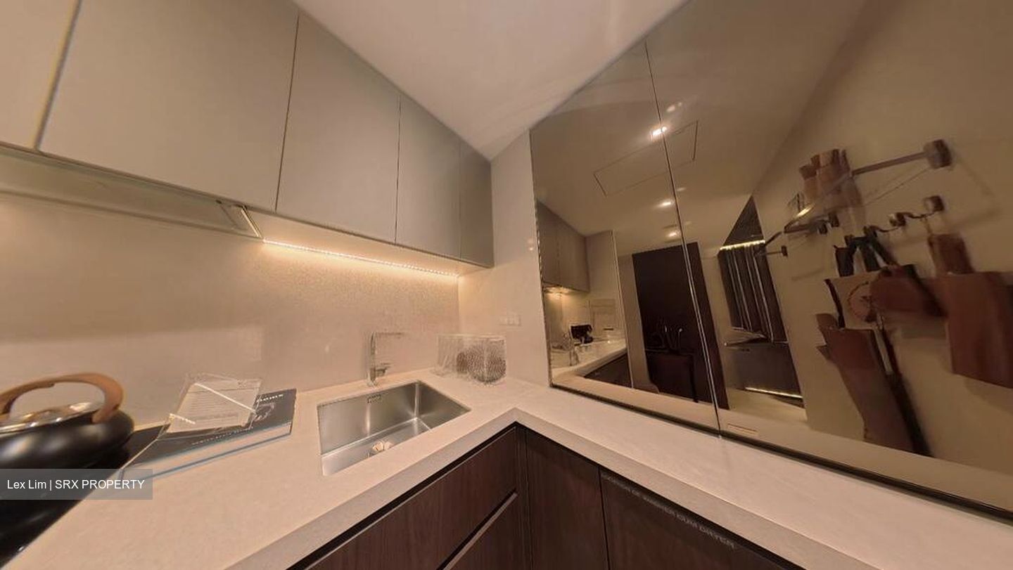 Newport Residences (D2), Apartment #568238261